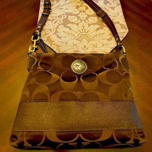 Genuine Coach handbag. Like new condition. Still list for over $100 on coach.com